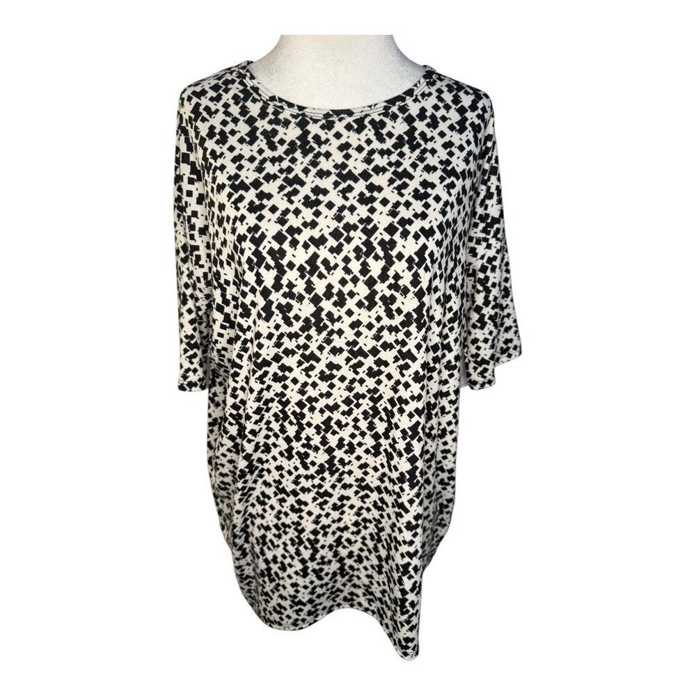 NEW LuLaRoe Irma Women's 2XS Multicolor Geometric 3/4 Sleeve T-Shirt NWT